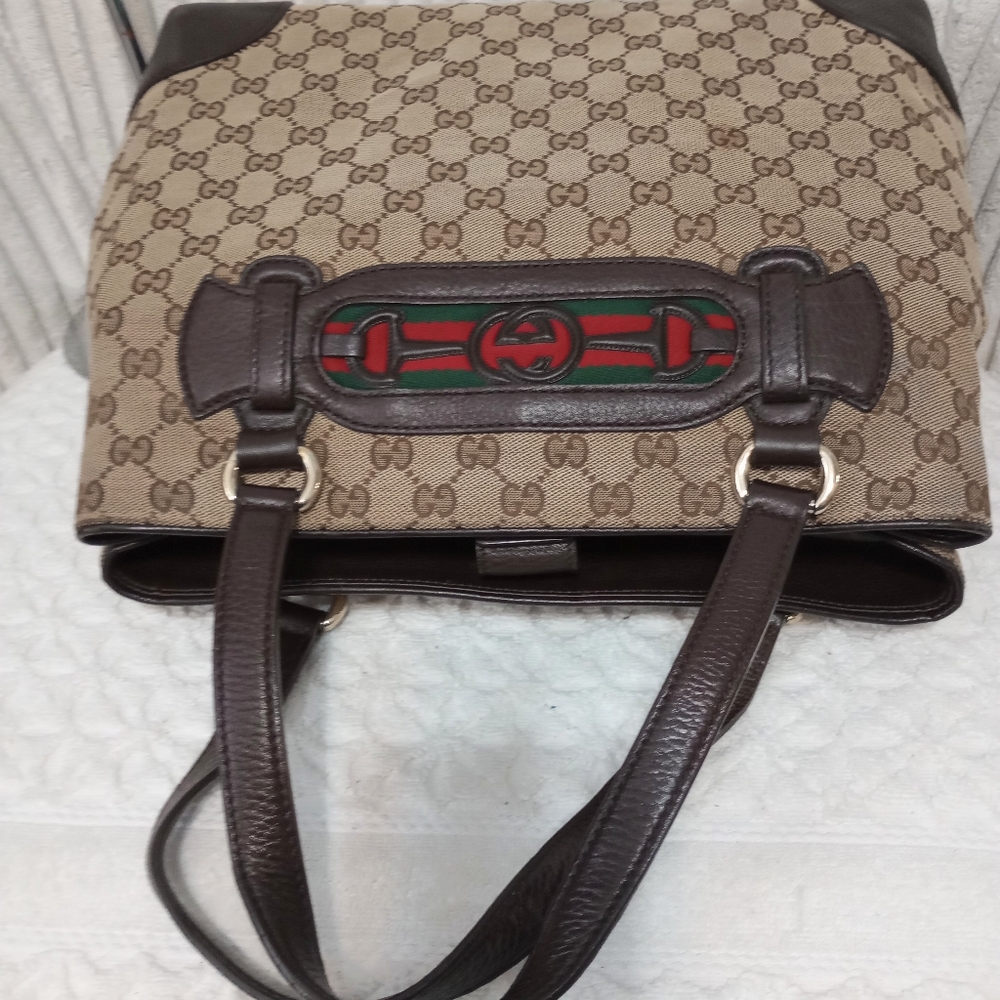 Gucci Bags - Picture 14 of 16